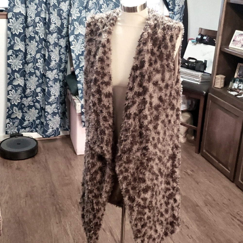 NWT cheeta print furry long vest